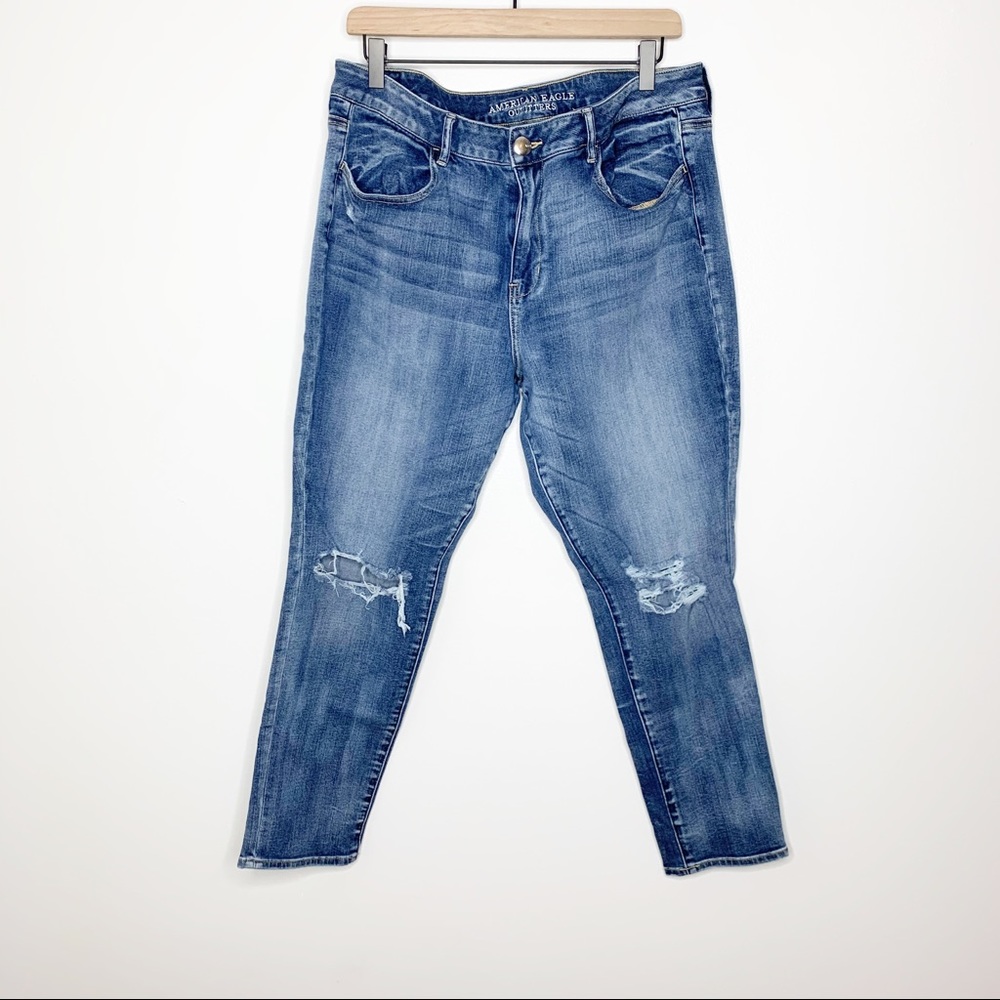 American Eagle Distressed Hi-Rise Jeggings